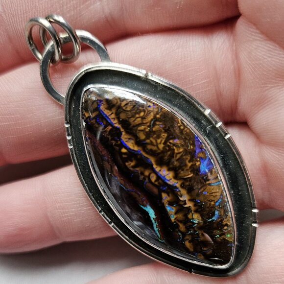 Koroit Boulder Opal Pendant - Picture 1 of 3